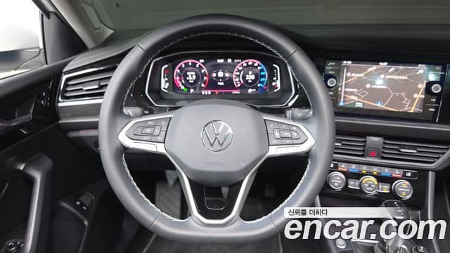 Volkswagen Jetta 2023 — Фото 14/20