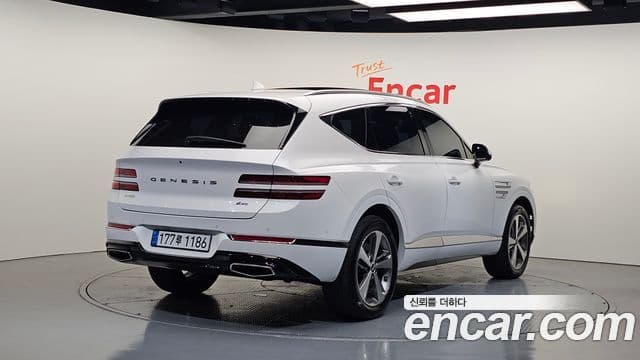 Genesis GV80 2021 — ფოტო 2/20