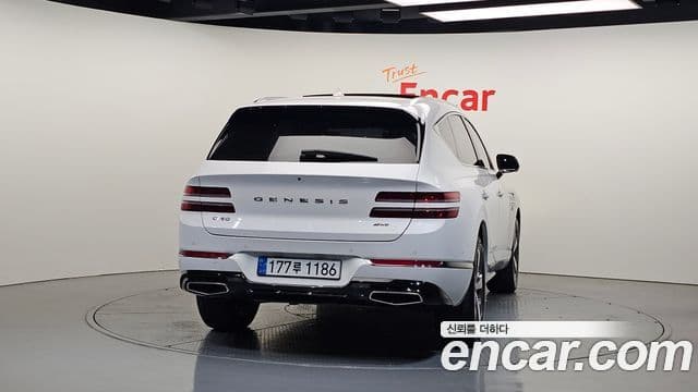 Genesis GV80 2021 — ფოტო 4/20