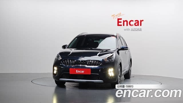 Kia Niro 2021 — ფოტო 3/20