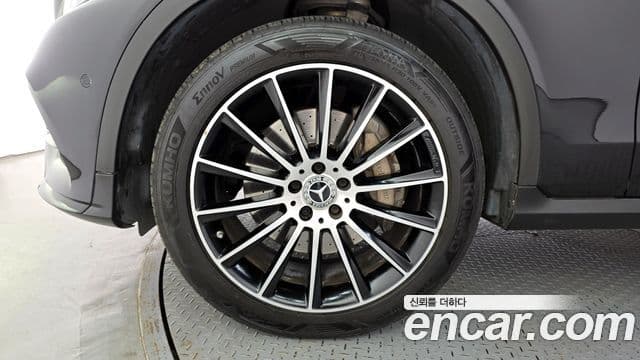 Mercedes-Benz GLC-Class 2018 — фото 5 из 20