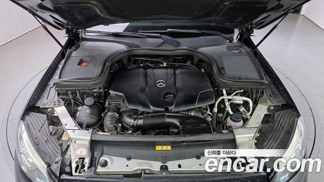 Mercedes-Benz GLC-Class 2018 — Şəkil 6/20