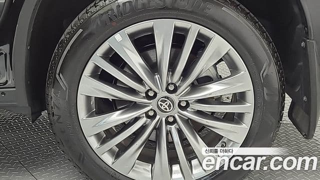 Toyota Highlander 2025 — Şəkil 4/20