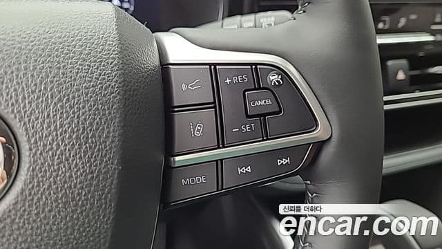 Toyota Highlander 2025 — Şəkil 17/20