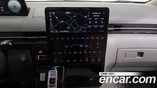 Hyundai Staria 2021 — ფოტო 12/20