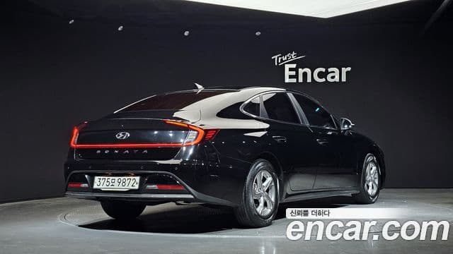 Hyundai Sonata 2019 — Фото 2/20