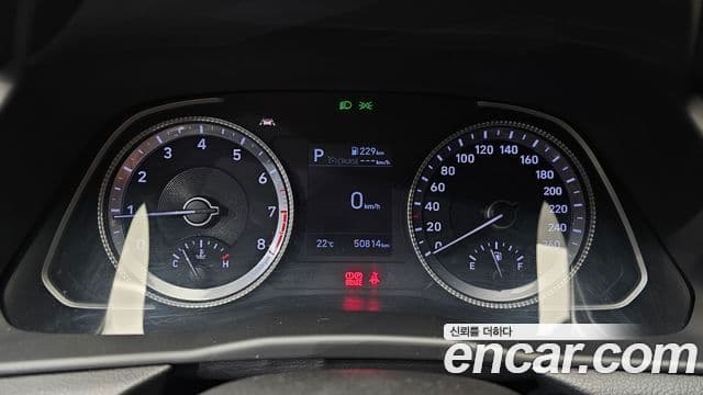 Hyundai Sonata 2019 — Фото 8/20