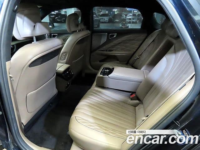 Kia K8 2021 — Şəkil 10/20