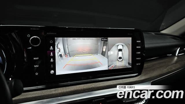 Kia K5 2020 — ფოტო 15/20