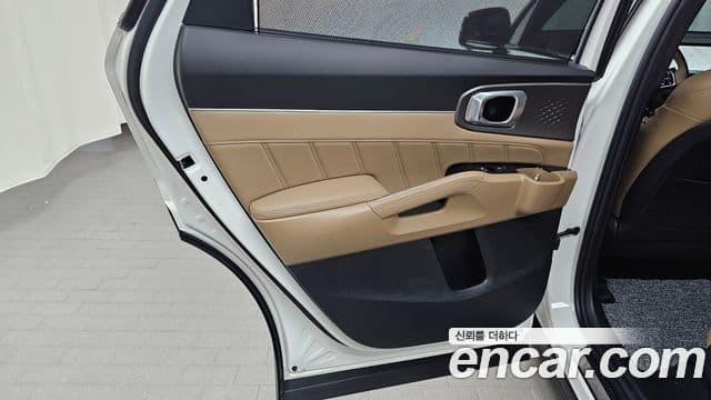 Kia Sorento 2024 — Photo 15/32