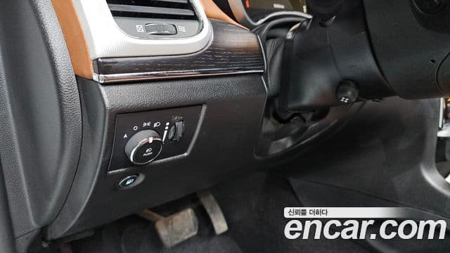 Jeep Grand Cherokee 2020 — ფოტო 16/20