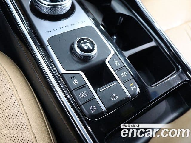 Kia Sorento 2022 — ფოტო 9/20