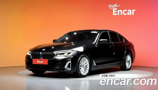 BMW 5 Series 2021 — Фото 1/20