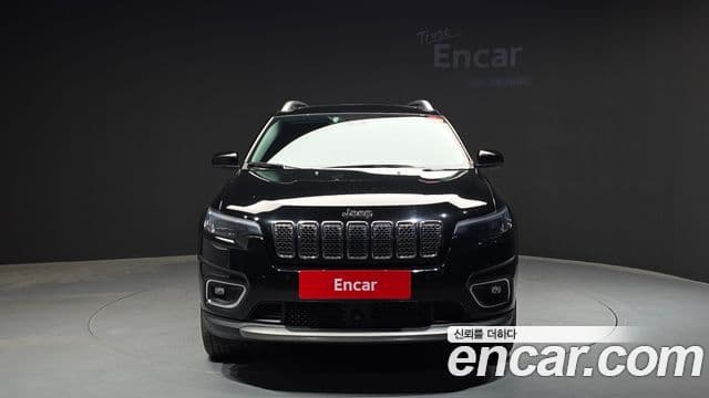 Jeep Cherokee 2021 — Фото 3/20