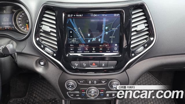 Jeep Cherokee 2021 — Фото 13/20