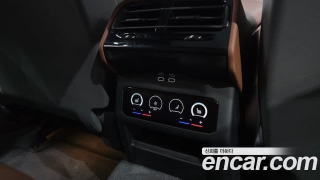 BMW 5 Series 2025 — Şəkil 19/20