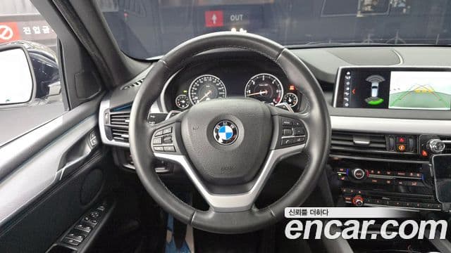 BMW X5 2018 — ფოტო 12/20