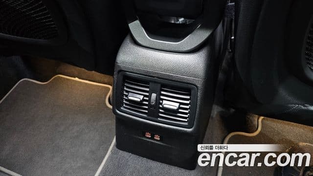 BMW X1 2022 — Photo 8/31
