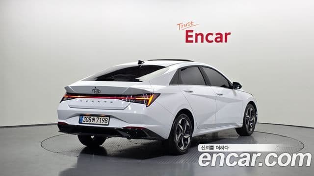 Hyundai Avante 2022 — ფოტო 2/20