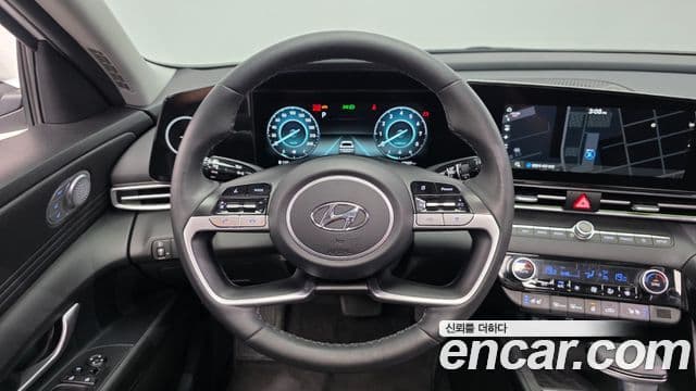 Hyundai Avante 2022 — ფოტო 13/20