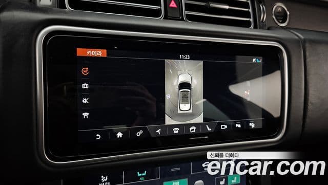 Land Rover Range Rover 2019 — Photo 14/20
