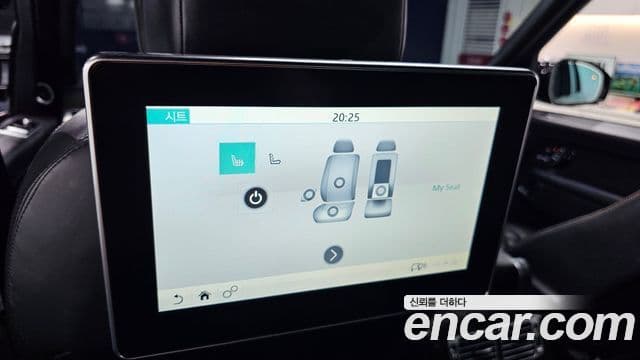 Land Rover Range Rover 2019 — Photo 8/20