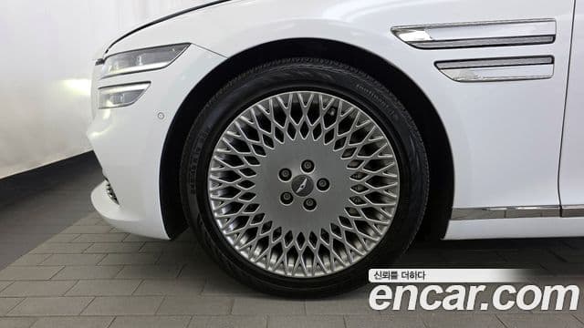 Genesis G80 2022 — ფოტო 8/20