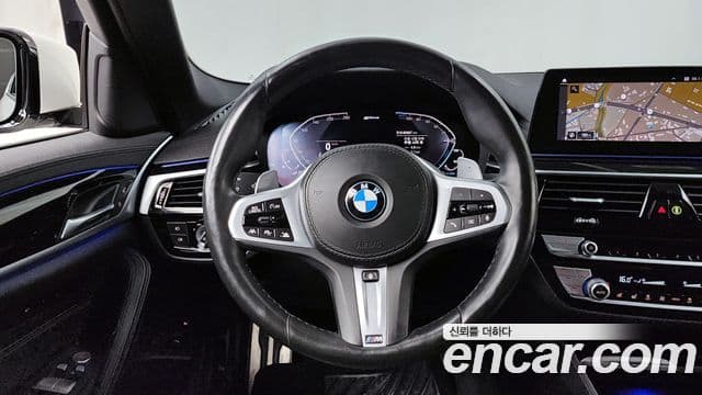 BMW 5 Series 2020 — Фото 13/20
