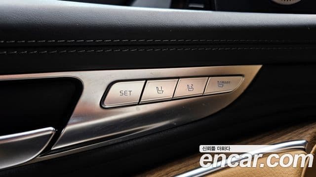 Kia The K9 2022 — Photo 17/30