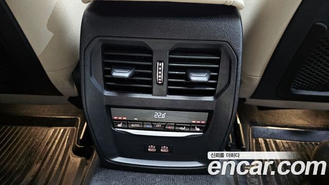 BMW 3 Series 2020 — Şəkil 12/20