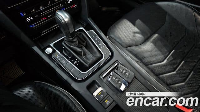 Volkswagen Arteon 2023 — ფოტო 9/20