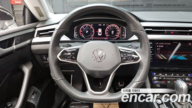 Volkswagen Arteon 2023 — ფოტო 13/20