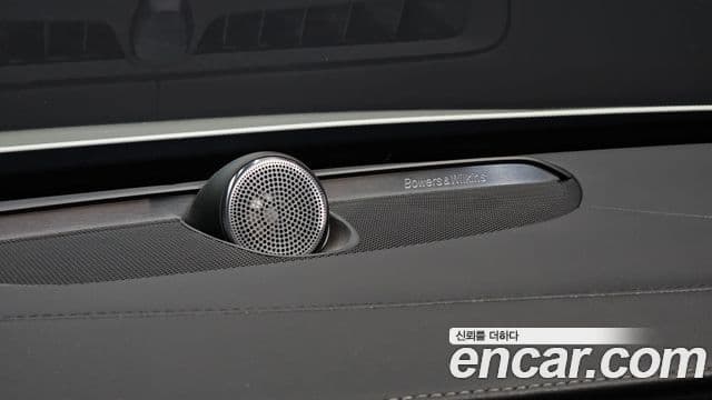 Volvo XC90 2023 — Photo 18/32