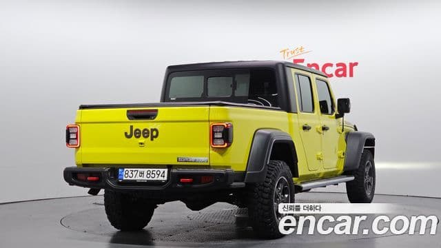 Jeep Gladiator 2023 — Photo 12/20