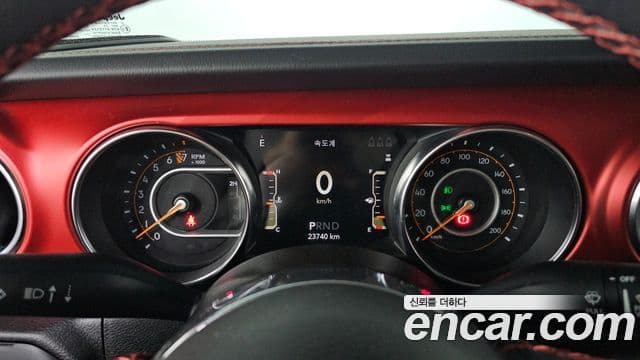 Jeep Gladiator 2023 — Photo 14/20