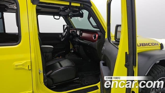 Jeep Gladiator 2023 — Photo 10/20