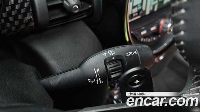 Mini Cooper S Convertible 2019 — Şəkil 18/20