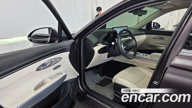 Genesis GV70 2021 — Şəkil 10/20