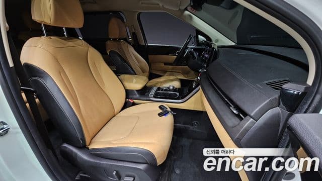 Kia Carnival 2021 — Şəkil 10/20