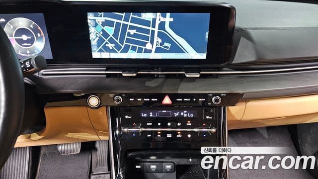 Kia Carnival 2021 — Şəkil 14/20