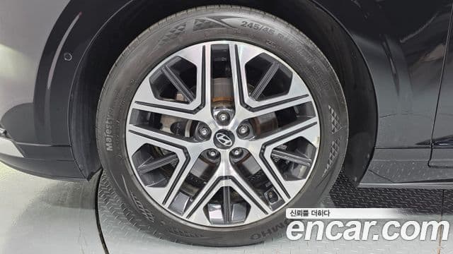 Hyundai Grandeur 2023 — ფოტო 5/20