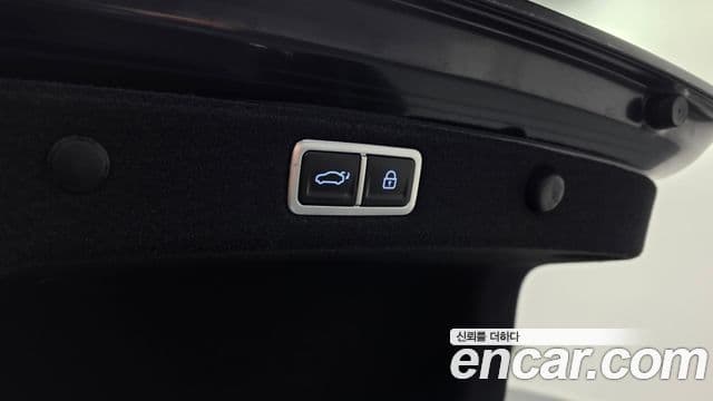 Hyundai Grandeur 2023 — ფოტო 20/20