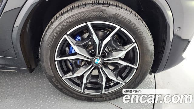 BMW X3 2022 — ფოტო 21/32