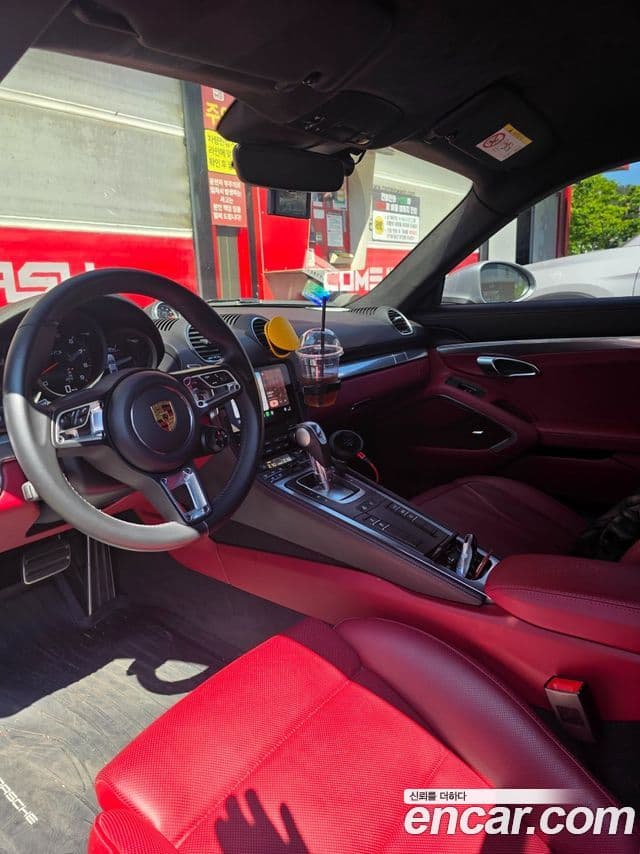 Porsche 718 Cayman 2021 — ფოტო 3/14