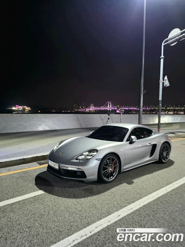 Porsche 718 Cayman 2021 — ფოტო 11/14