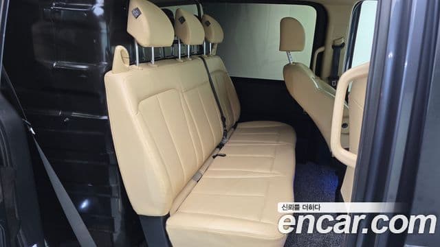 Hyundai Staria 2021 — Фото 11/20