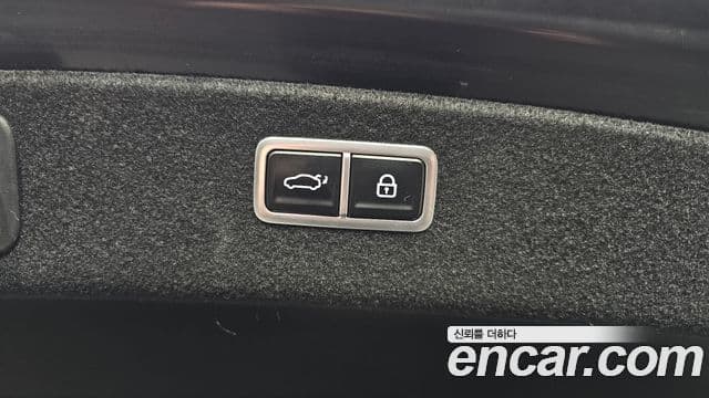 Genesis G80 2022 — Photo 24/34