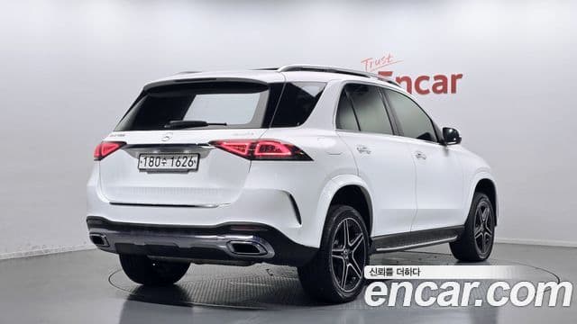 Mercedes-Benz GLE-Class 2020 — Şəkil 2/20