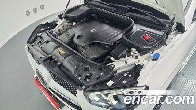 Mercedes-Benz GLE-Class 2020 — Şəkil 6/20