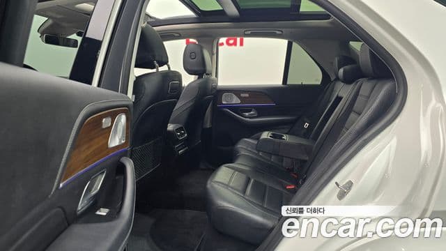Mercedes-Benz GLE-Class 2020 — Şəkil 12/20